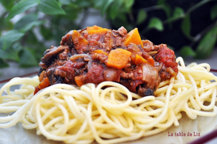 Spaghettis bolognaise la-table-de-liz